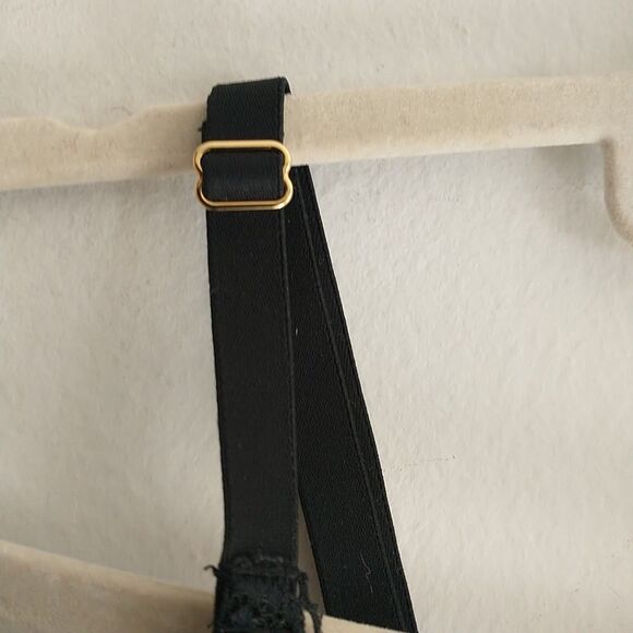 Victoria Secret Plunge Bra 36D Black Floral Lace Underwire Logo - Picture 5 of 11